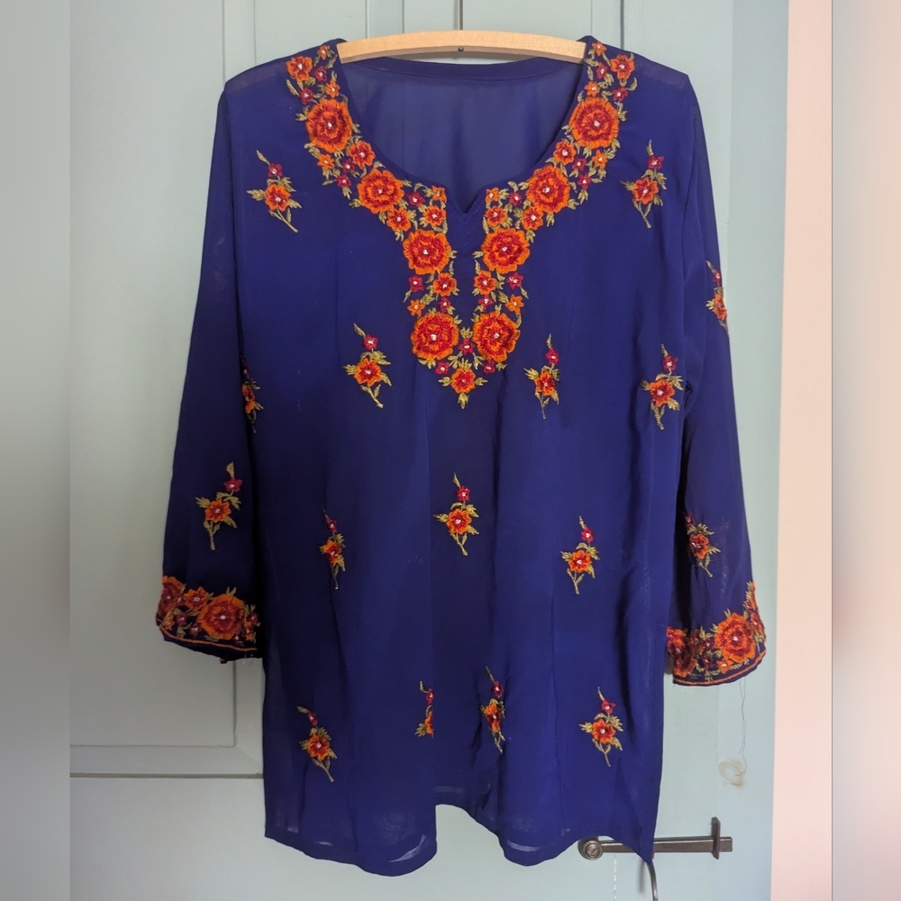 💜 🧡 Embroidery Tunic Top M V-  Neck Side Seams Sheer Fabric No Tags Y2K Style